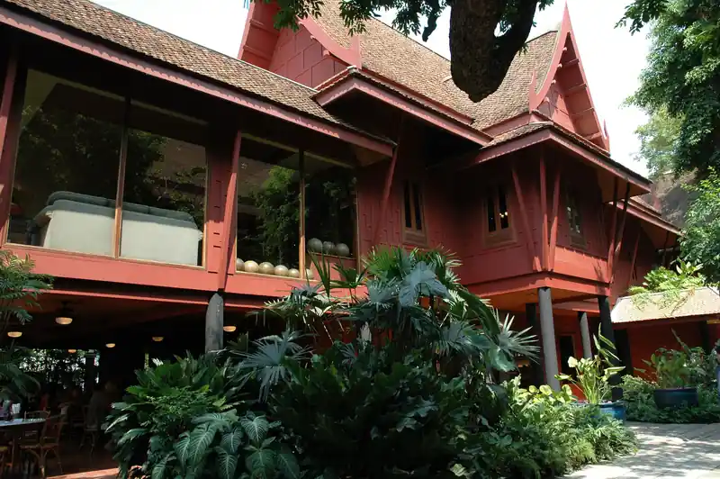 Silk, Spirits, and Contemporary Art Along Bangkok's Busiest Sidewalks