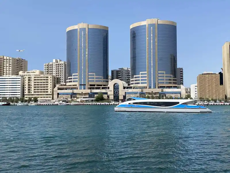 Deira Twin Towers Dubai
