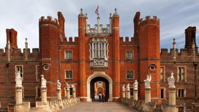 Hampton Court Palace, London