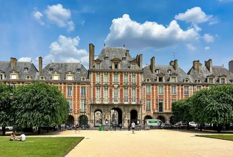 Place des Vosges