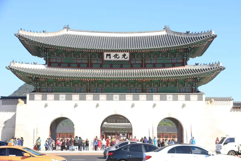 A Joseon-era palace and hanok village history walk